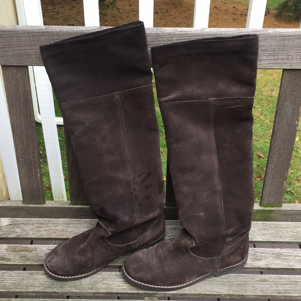 Charles David brown suede boots